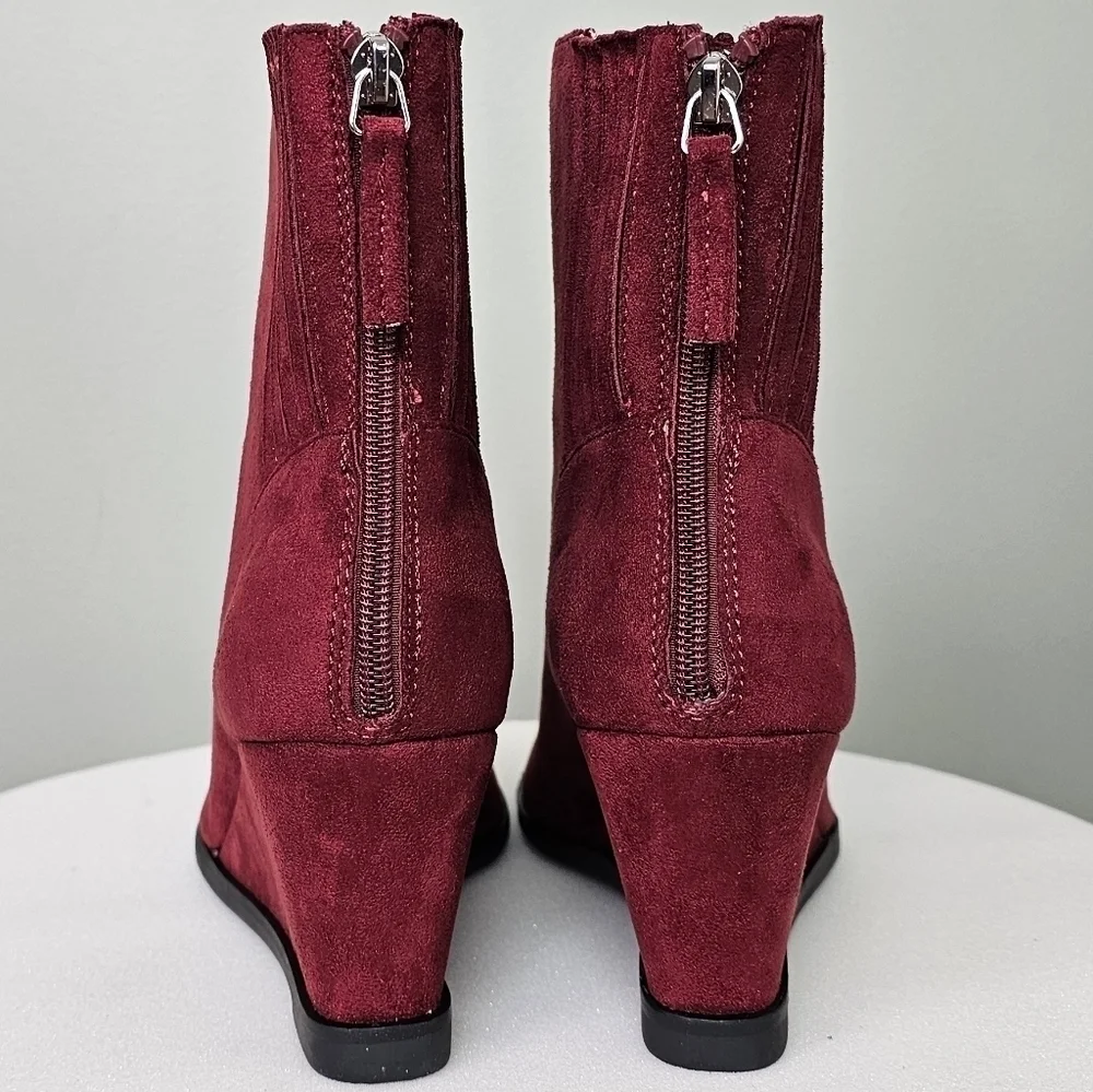Dolce Vita Women's Tippy Heeled Suede Bootie Burgundy size 9